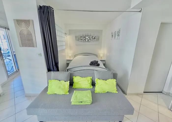 Apartment T2 Confort - Parking - Avenue Camille Pujol *